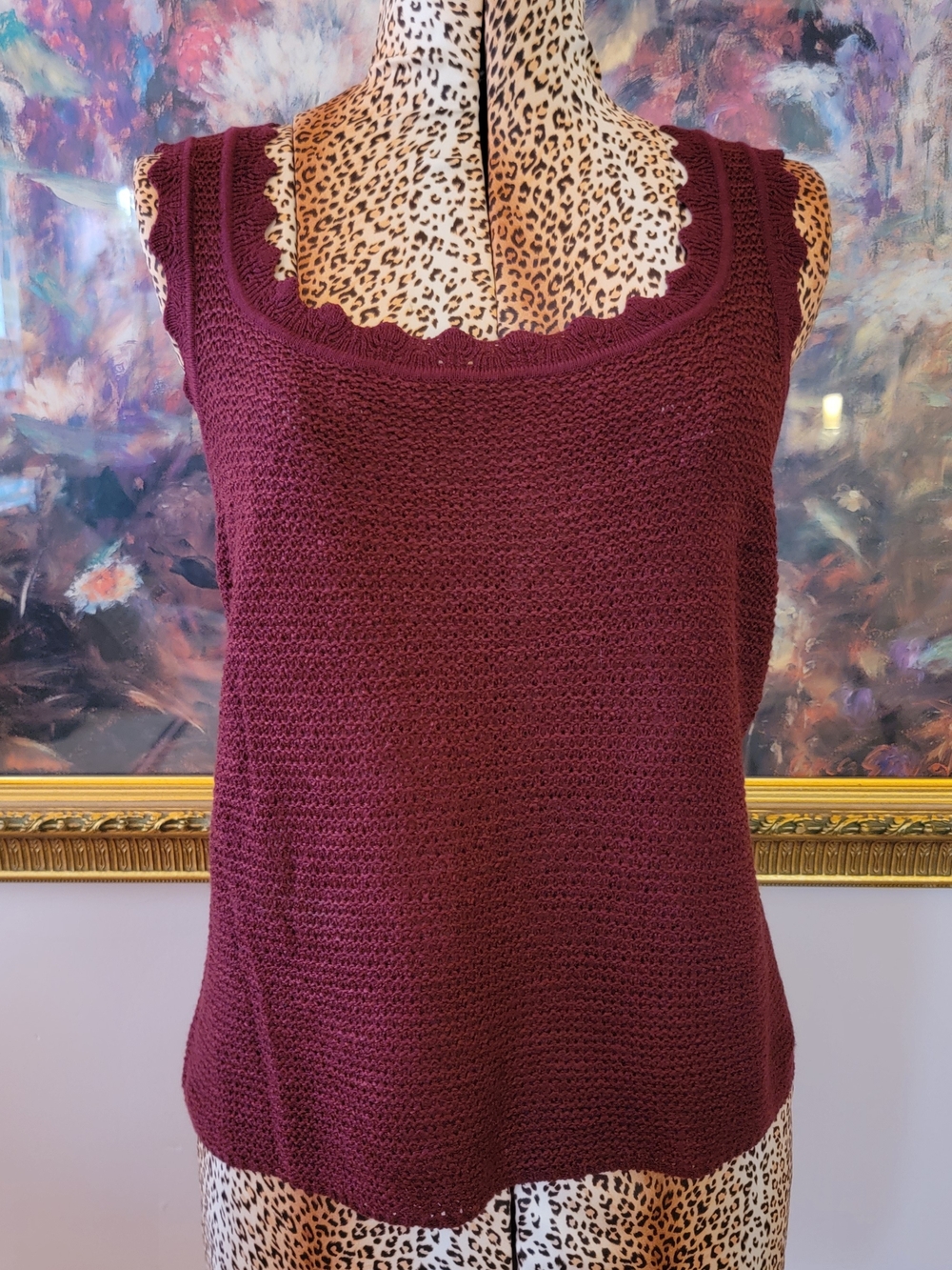 NWOT Lauren Conrad Scalloped Sweater Tank Top